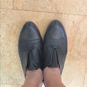 Black Leather pikolinos loafers